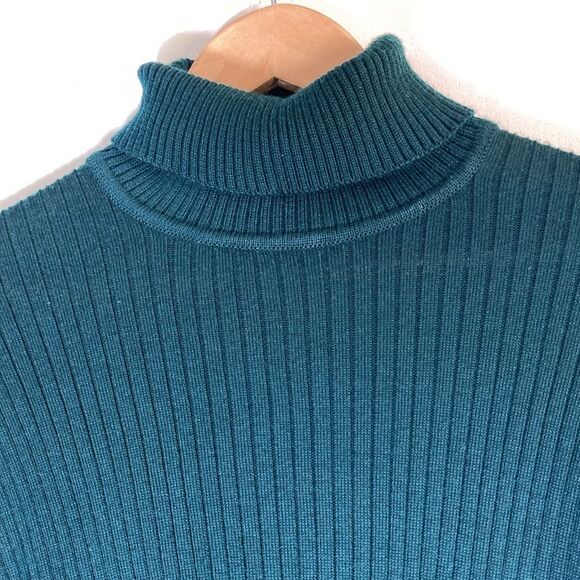 Jaeger Womens Size M Vintage Fitted Green Wool Rib Knit Pullover Turtleneck Top - Picture 7 of 11